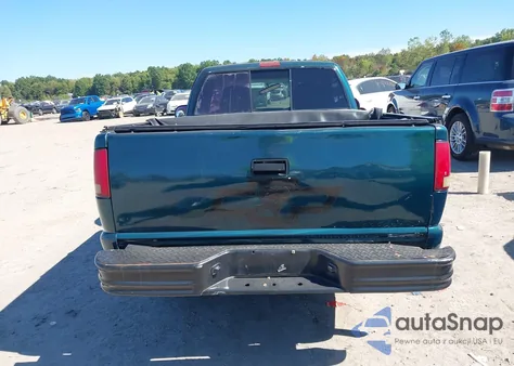 1996 Chevrolet S Truck S10 z USA, uszkodzony, nr VIN 1GCCS1448TK148903